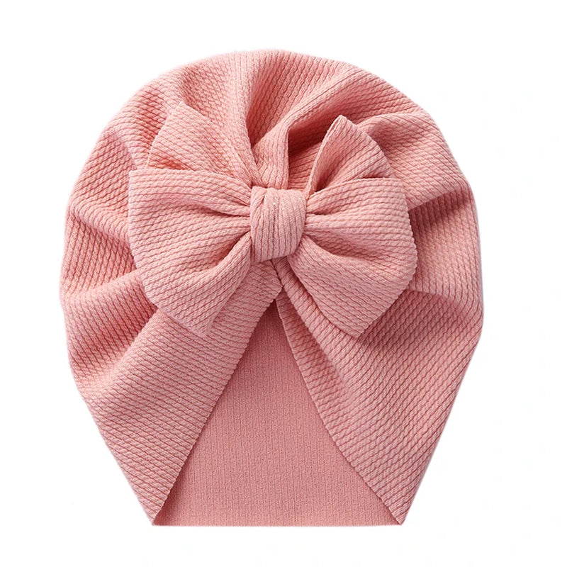 newborn hospital hat with bow