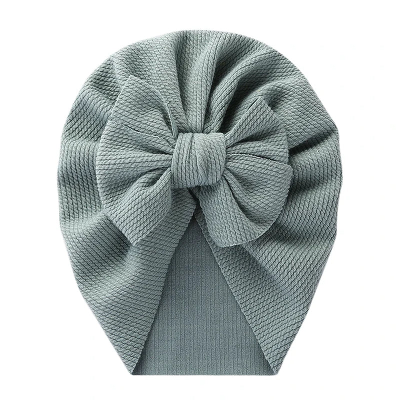 newborn hospital hat with bow