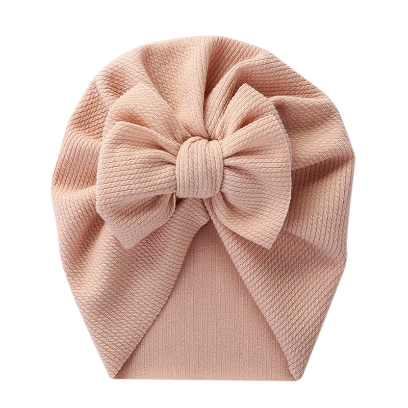 newborn hospital hat with bow